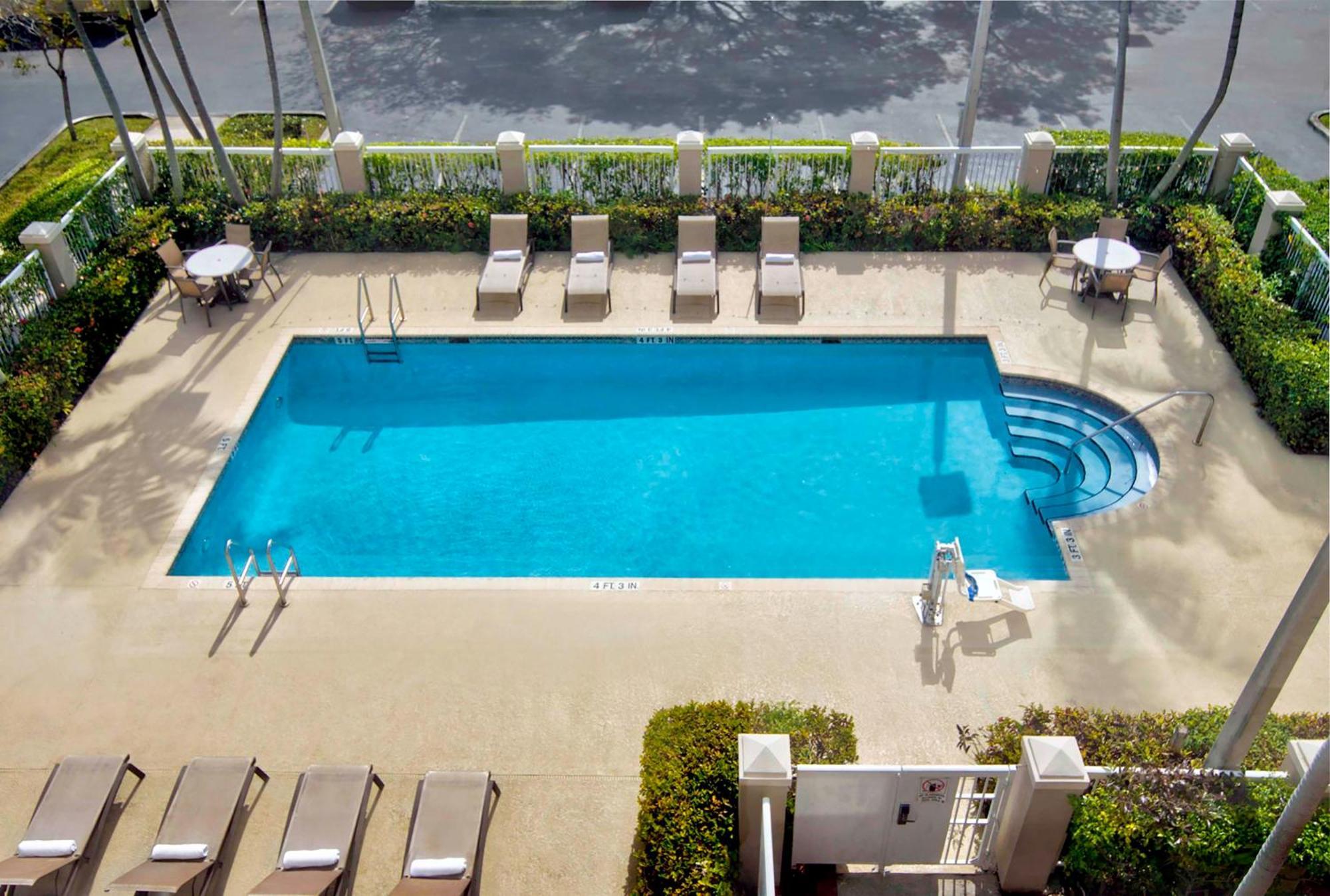 פורט לודרדייל Hampton Inn Ft Lauderdale Airport North Cruise Port מראה חיצוני תמונה